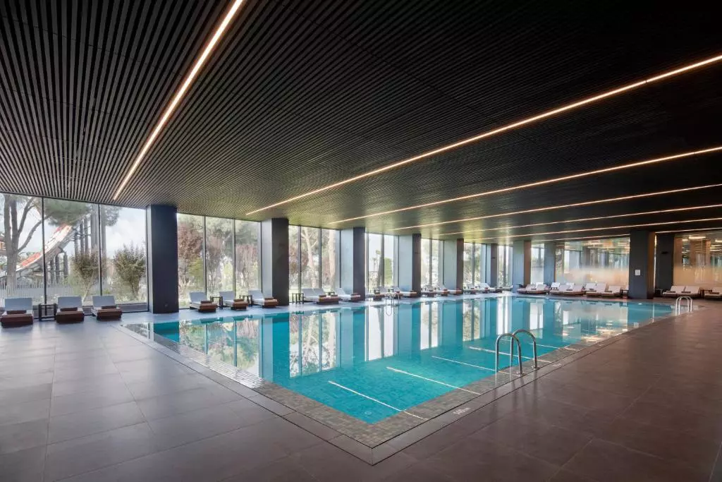 هتل وویاژ بلک آنتالیا